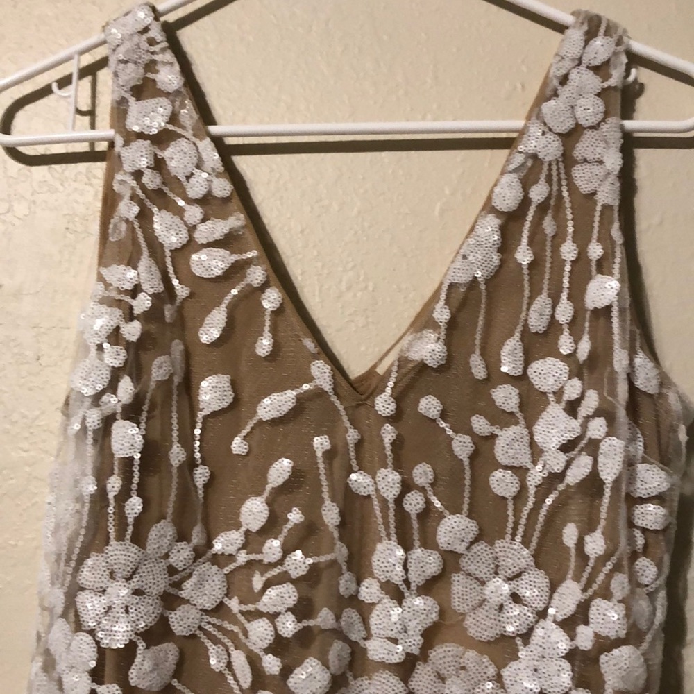Dress - Picture 2 of 4